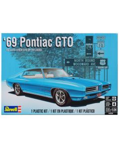 1969 Pontiac GTO Model Kit 1/24 Scale 2-in-1 Revell Level 4