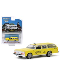 1988 Ford LTD Crown Victoria Yellow Cab Diecast Model 1/64 Greenlight
