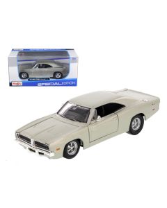 1969 Dodge Charger R/T Hemi Diecast Model Car Silver 1/25 by Maisto
