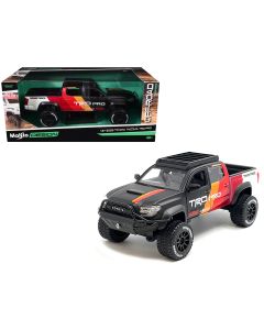 2023 Toyota Tacoma TRD PRO Off Road Diecast Model Car 1/27 Maisto Design Matt Black