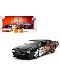 1971 Pontiac GTO Black Flame Graphics Diecast Model Car Jada 1/24