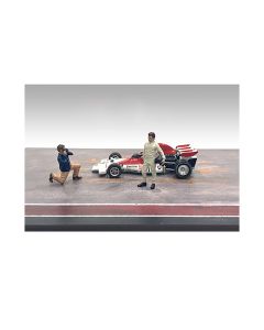 American Diorama 1/43 Race Day Diecast Figures Set - Two Models
