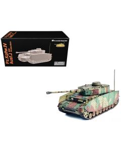 1944 Germany Pz.Kpfw.IV Ausf.J Mid Production Tank 1/72 Dragon Armor Model
