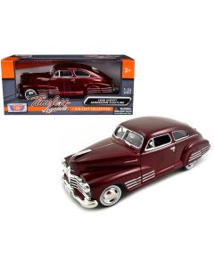 1948 Chevrolet Aerosedan Fleetline 1/24 Diecast Model Car Dark Red Metallic Motormax