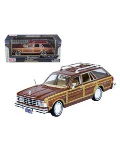 1979 Chrysler Lebaron Town & Country 1/24 Diecast Model Car Burgundy by Motormax