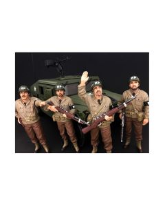 1944 WWII Military Police 4-Piece Figure Set 1:18 Scale American Diorama