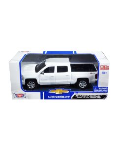 2017 Chevrolet Silverado 1500 LT Z71 Crew Cab Diecast Model Car White 1/27 Motormax