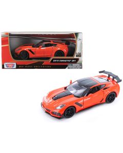 2019 Chevrolet Corvette ZR1 Diecast Model Car 1/24 Orange Black Accents Motormax