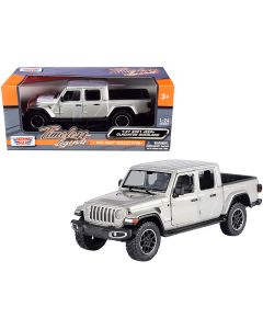 2021 Jeep Gladiator Overland Pickup Truck Silver 1/24 Diecast Model Car Motormax