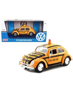 1966 Volkswagen Beetle Airport Safety Vehicle Yellow Black Stripes 1/24 Diecast Motormax