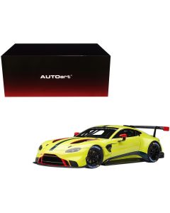 2018 Aston Martin Vantage GTE Le Mans Model Car 1/18 Autoart Lemon Green Metallic