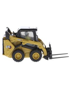 2023 CAT 242D3 Wheeled Skid Steer Loader Diecast Model 1/50 Yellow High Line Series