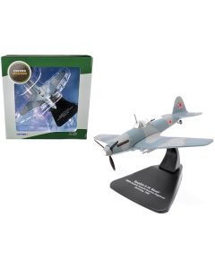 1945 Ilyushin Il-10 Beast Diecast Model Airplane 1/72 Oxford Aviation Series