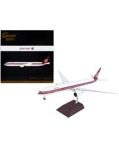2023 Boeing 777-300ER Qatar Airways Diecast Model Airplane 1/200 Gemini 200