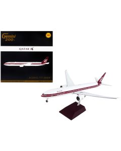 2023 Boeing 777-300ER Qatar Airways Diecast Model Aircraft 1/200 Gemini 200