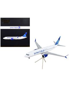 2023 Boeing 737 MAX 8 United Airlines Model 1/200 Diecast GeminiJets