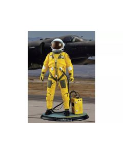 2023 U-2 Dragon Lady Pilot Polyresin Statue 1/8 Scale Model by Hobby Master