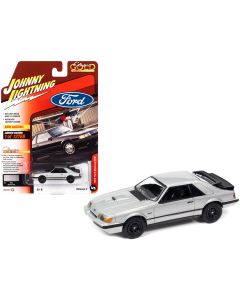 1986 Ford Mustang SVO 1/64 Diecast Model Car Silver Metallic Limited Edition