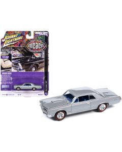 1965 Pontiac GTO Diecast Model Car 1/64 Limited Edition Blue Interior MCACN