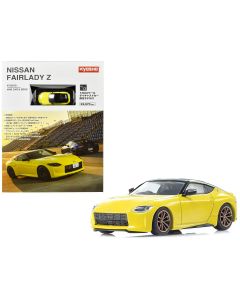 2023 Nissan Fairlady Z RHD Ikazuchi Yellow Black Top 1/64 Diecast Model Car Kyosho