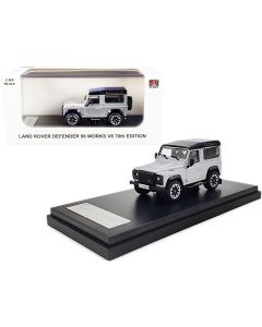 2023 Land Rover Defender 90 V8 70th Edition Diecast Model Car 1/64 Silver/Black