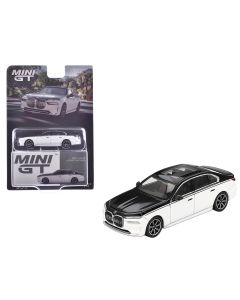 2023 BMW i7 xDrive60 Limited Edition 1/64 Diecast Model Car - Dravit White/Black Sapphire by Mini GT