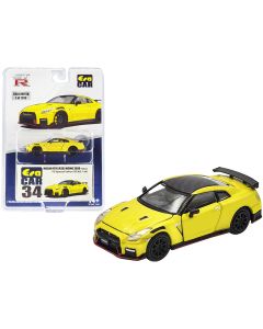 2020 Nissan GT-R R35 Nismo Limited Edition 1/64 Diecast Model Car - Yellow Carbon Top